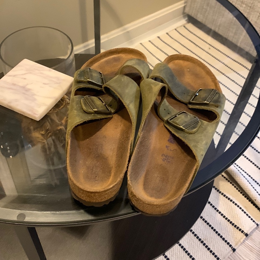 Birkenstocks green
